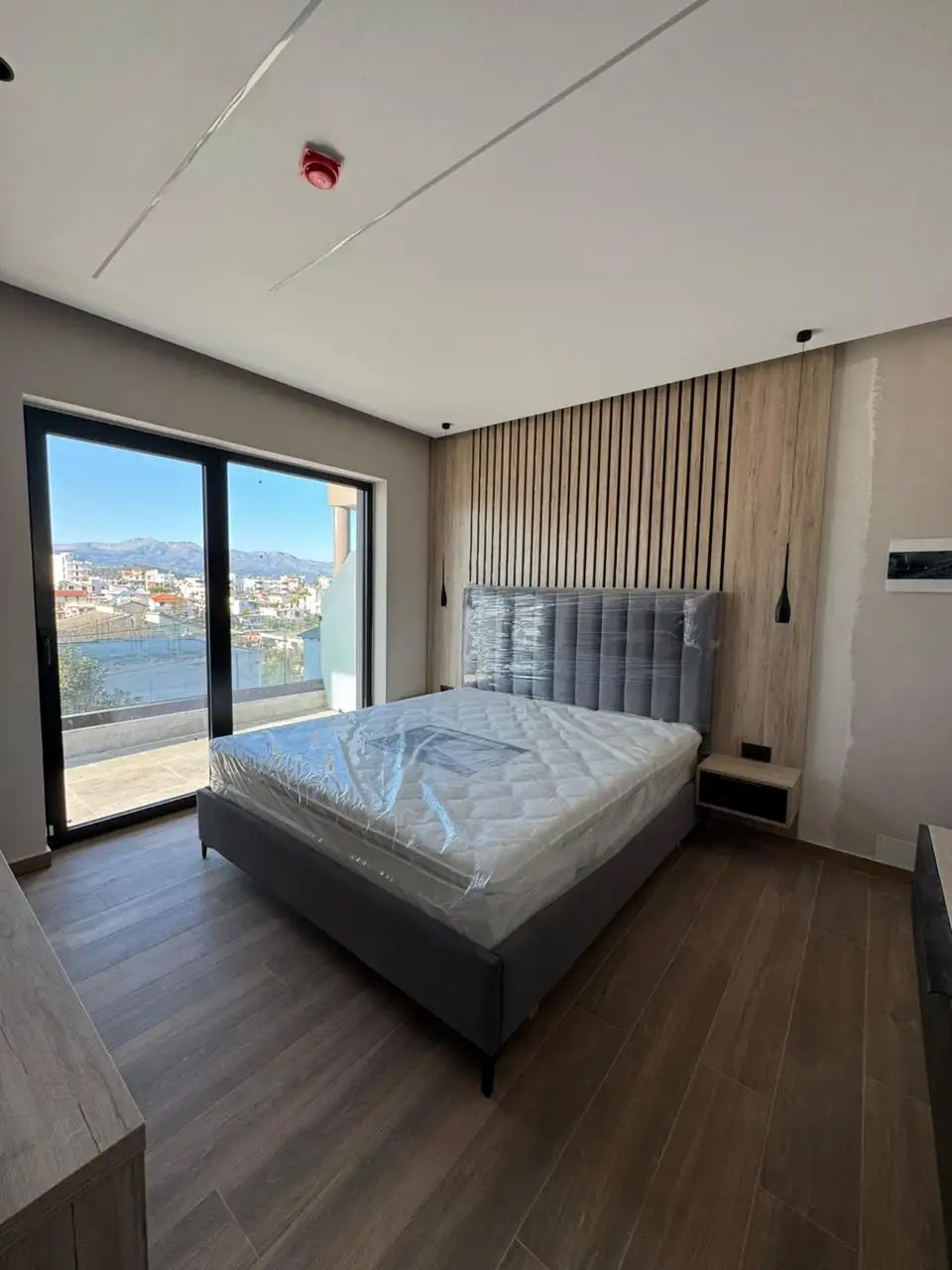 img_id_640568.18.01 (5) - Copy.webp